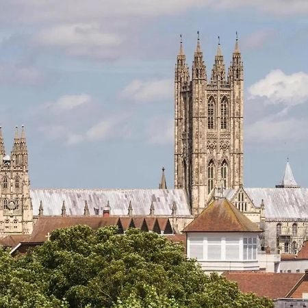 The Most Central Apartment In Canterbury Stunning Interiors, Fully Equipped, City Views And Free Wifi! Buitenkant foto